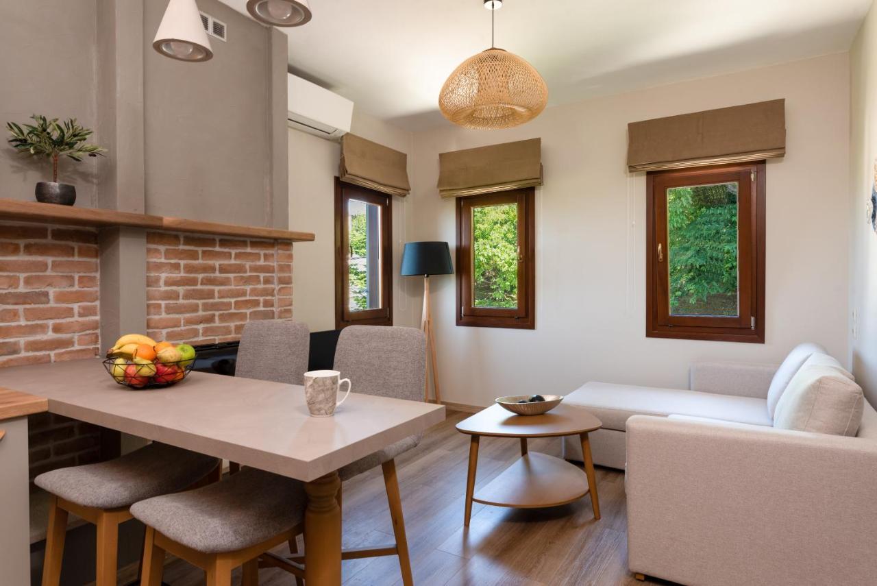 Άλυσσος Suites Tsagarada Bagian luar foto