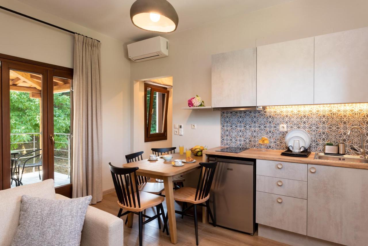 Άλυσσος Suites Tsagarada Bagian luar foto